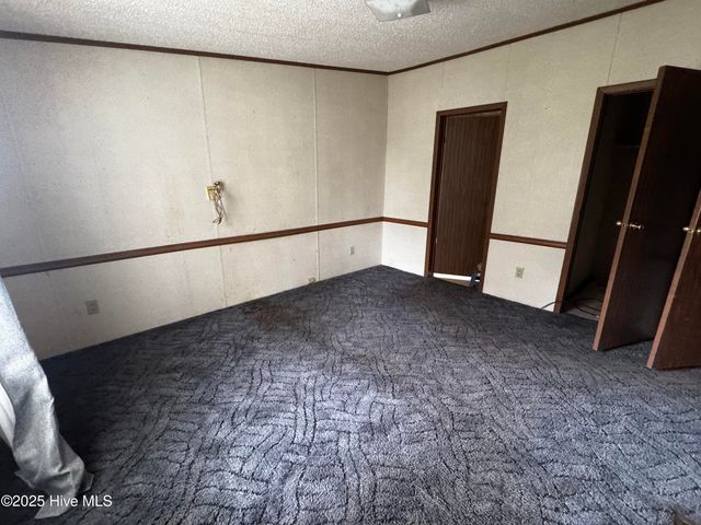 307 S Front Street, Warsaw, NC 28398