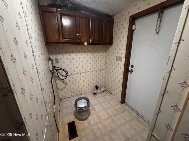307 S Front Street, Warsaw, NC 28398
