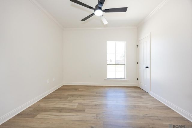 13348 Williamsburg Ave, Walker, LA 70785