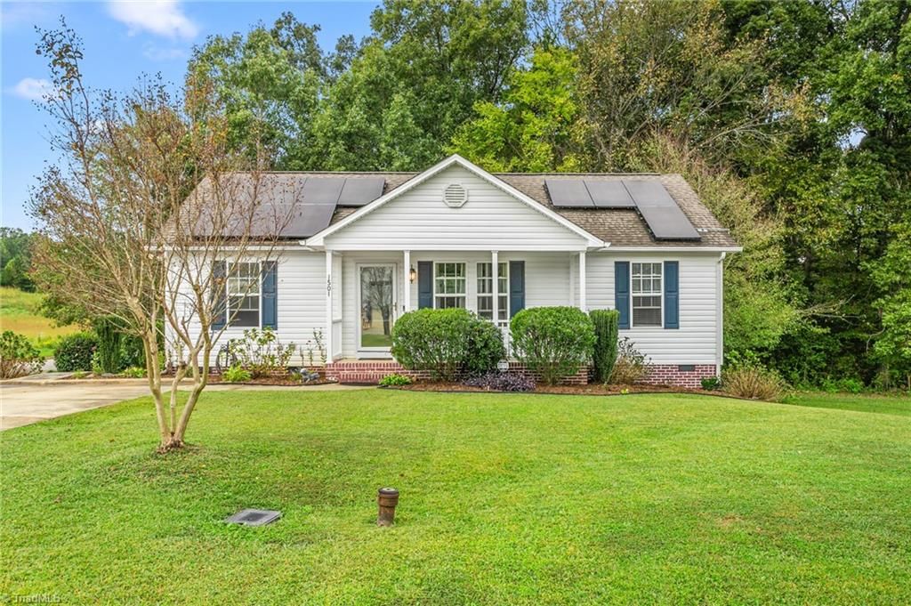 1501 Duet Drive, Siler City, NC 27344