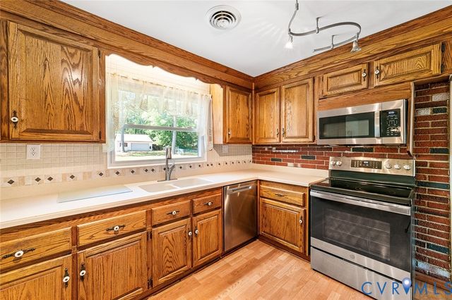 3815 Kingsland Rd, North Chesterfield, VA 23237