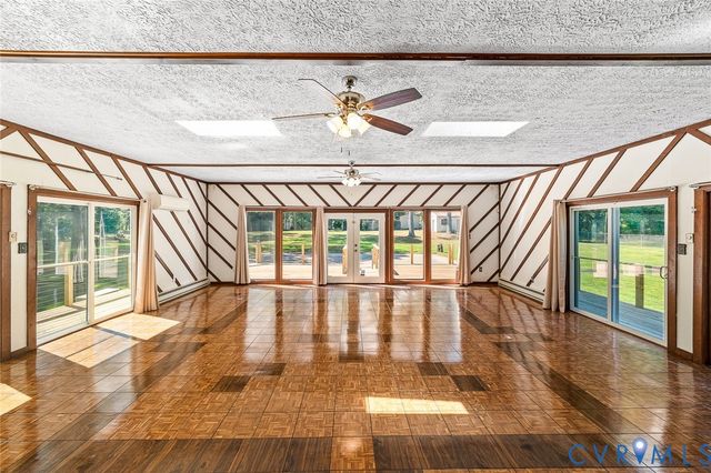 3815 Kingsland Rd, North Chesterfield, VA 23237