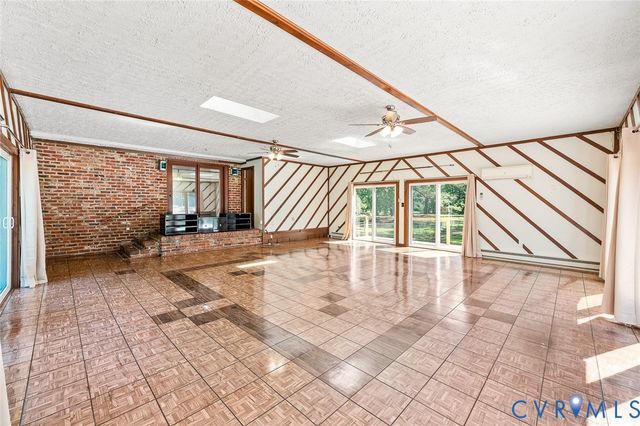 3815 Kingsland Rd, North Chesterfield, VA 23237