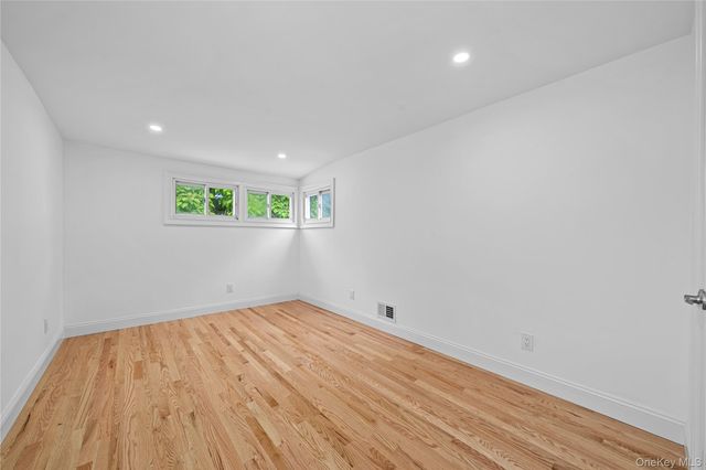 207 Wright Street, Westbury, NY 11590