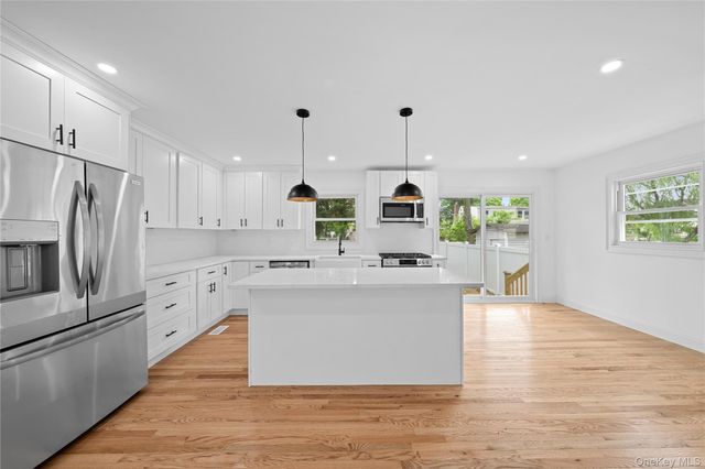 207 Wright Street, Westbury, NY 11590