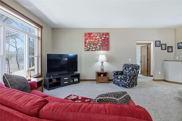 3442 Creek Ridge Drive, Eau Claire, WI 54703