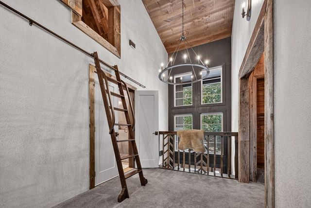 115 Pine Cone Road, Blue Ridge, GA 30513