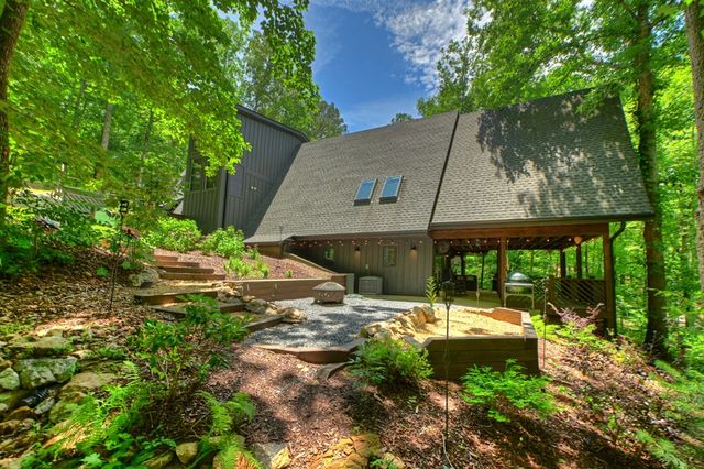 115 Pine Cone Road, Blue Ridge, GA 30513