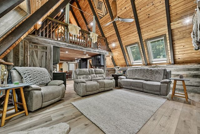 115 Pine Cone Road, Blue Ridge, GA 30513