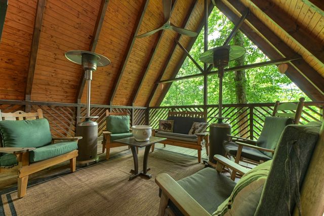 115 Pine Cone Road, Blue Ridge, GA 30513