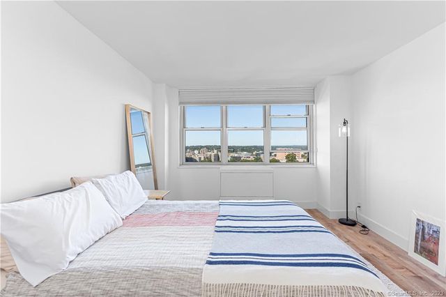 50 Glenbrook Road APT 16F, Stamford, CT 06902