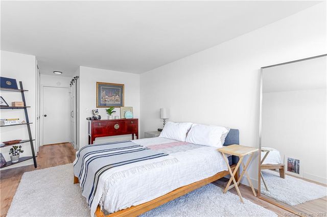 50 Glenbrook Road APT 16F, Stamford, CT 06902