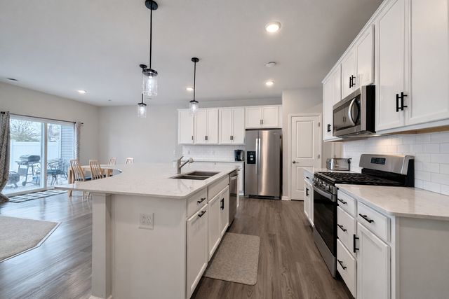 4832 Avery Court, Eagan, MN 55123