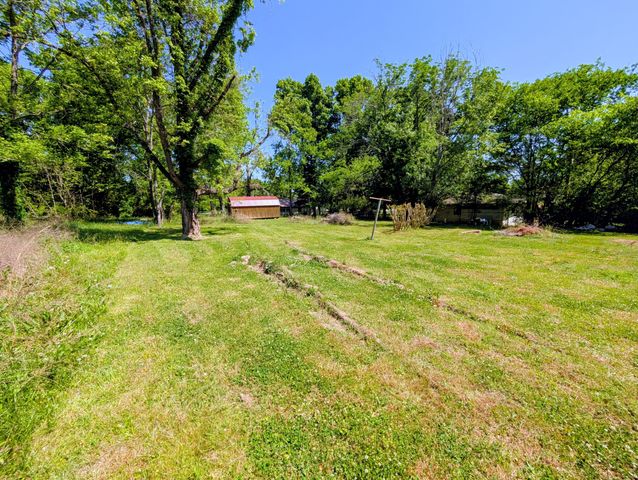 319 Farmland Drive, Rossville, GA 30741