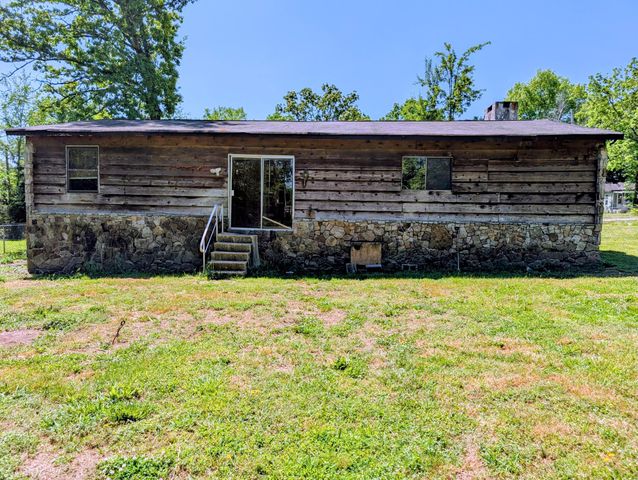 319 Farmland Drive, Rossville, GA 30741