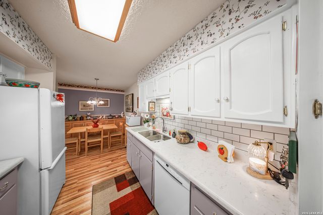 8915 Datapoint Dr Apt 49G, San Antonio, TX 78229