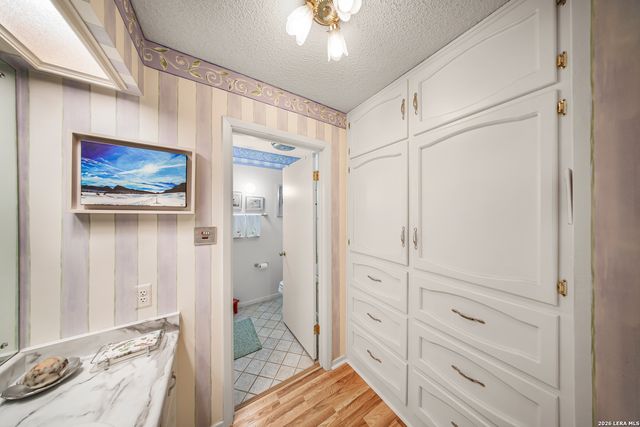 8915 Datapoint Dr Apt 49G, San Antonio, TX 78229