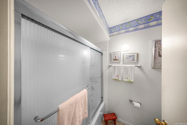 8915 Datapoint Dr Apt 49G, San Antonio, TX 78229