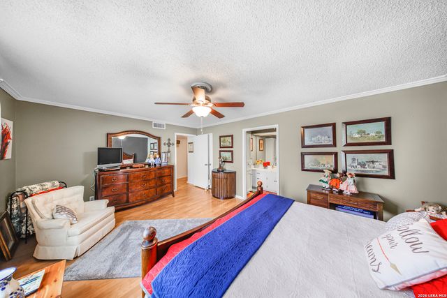 8915 Datapoint Dr Apt 49G, San Antonio, TX 78229