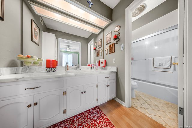 8915 Datapoint Dr Apt 49G, San Antonio, TX 78229