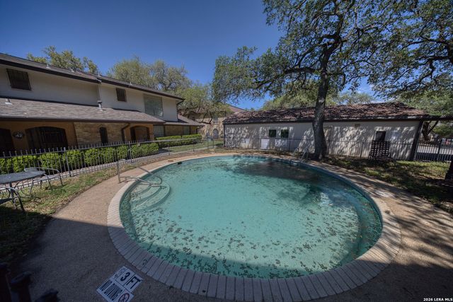 8915 Datapoint Dr Apt 49G, San Antonio, TX 78229