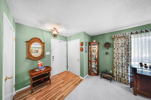 8915 Datapoint Dr Apt 49G, San Antonio, TX 78229