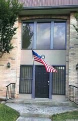 8915 Datapoint Dr Apt 49G, San Antonio, TX 78229