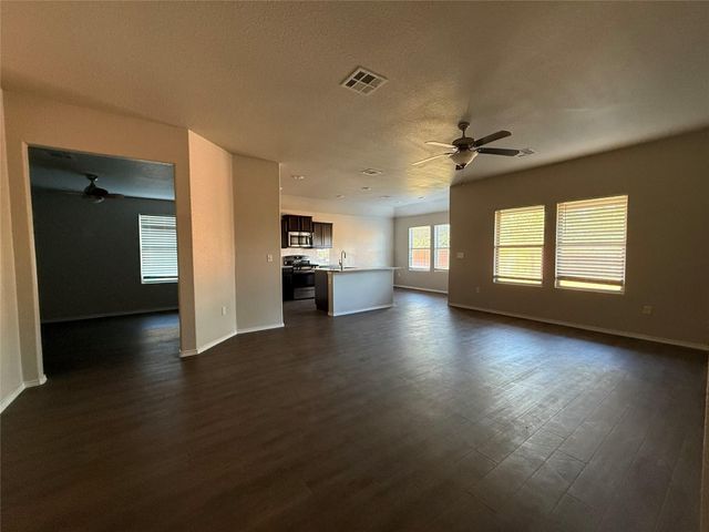 136 Jackson Blue LN, Kyle, TX 78640