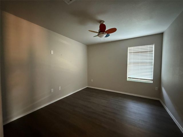 136 Jackson Blue LN, Kyle, TX 78640