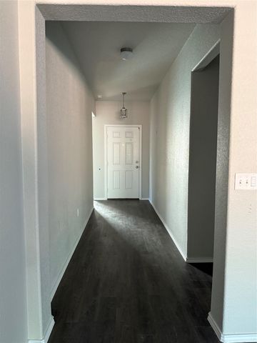 136 Jackson Blue LN, Kyle, TX 78640