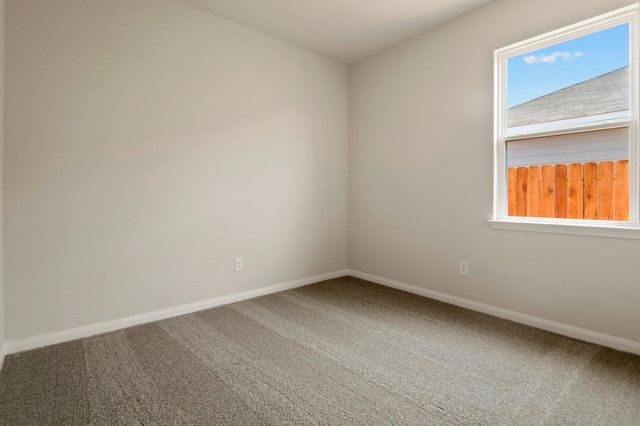 320 Kingston Way, Waller, TX 77484