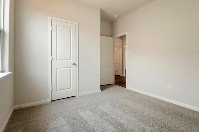 320 Kingston Way, Waller, TX 77484