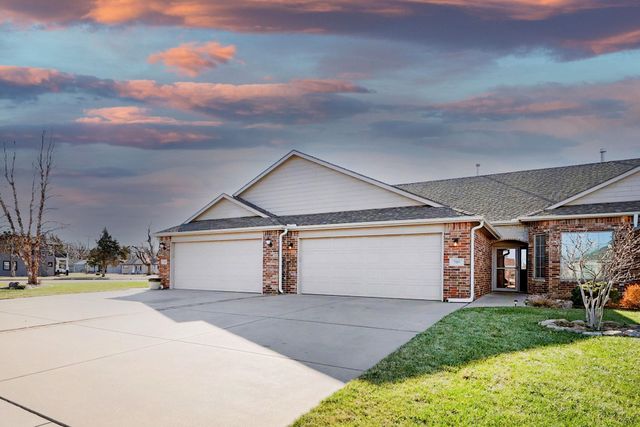 705 W Cottonwood, Valley Center, KS 67147