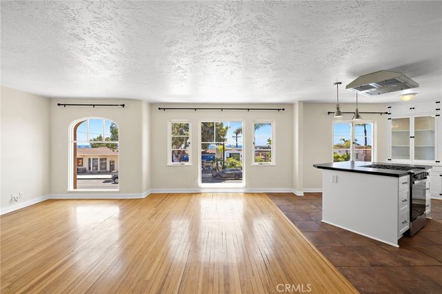 976 S Coast S A, Laguna Beach, CA 92651
