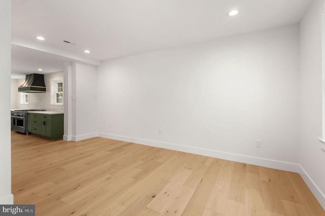 215 N FRANKLIN ST, Doylestown, PA 18901