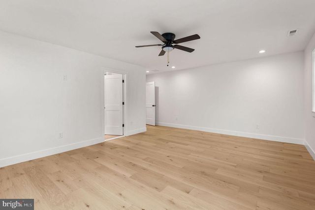 215 N FRANKLIN ST, Doylestown, PA 18901