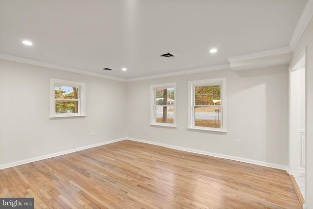 7075 YATES FORD RD, Manassas, VA 20111