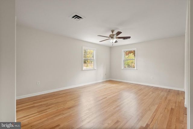 7075 YATES FORD RD, Manassas, VA 20111