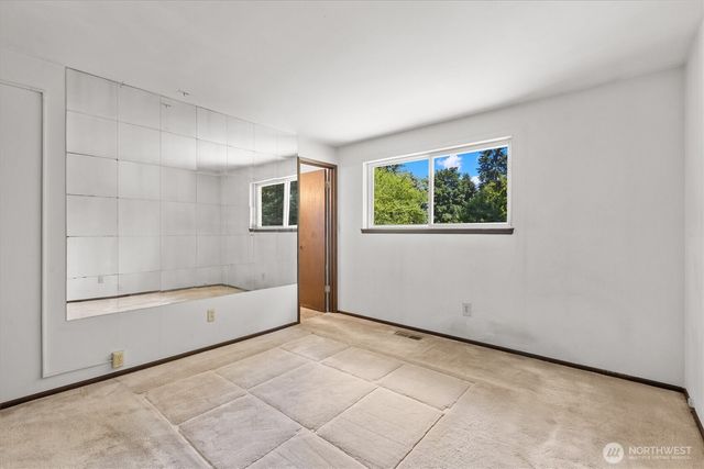 14906 110th Avenue NE, Bothell, WA 98011