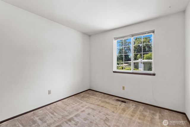 14906 110th Avenue NE, Bothell, WA 98011