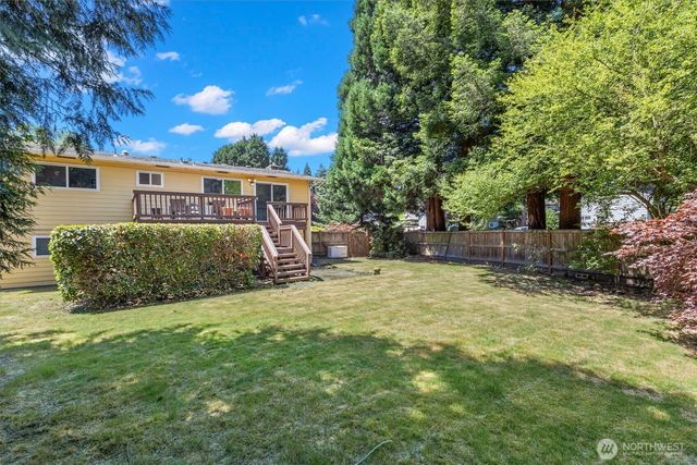 14906 110th Avenue NE, Bothell, WA 98011