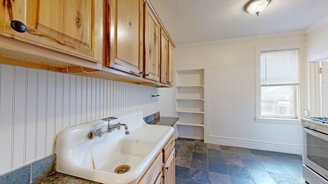1917 Emerson Avenue 303, Minneapolis, MN 55408