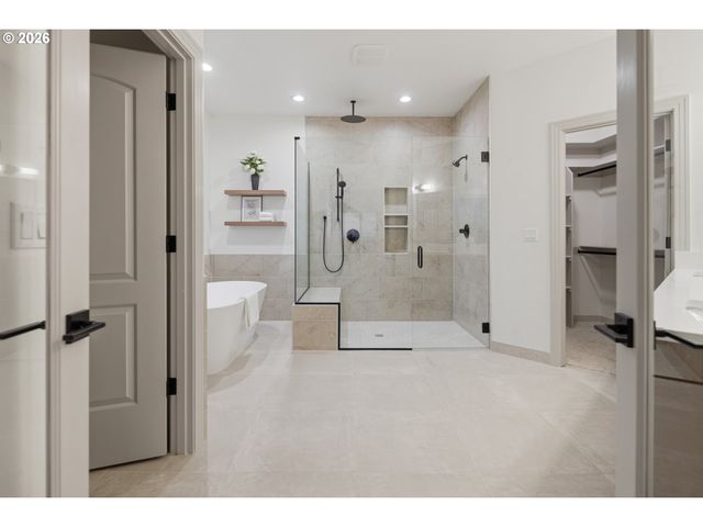 2210 Nw HOOD St, Camas, WA 98607