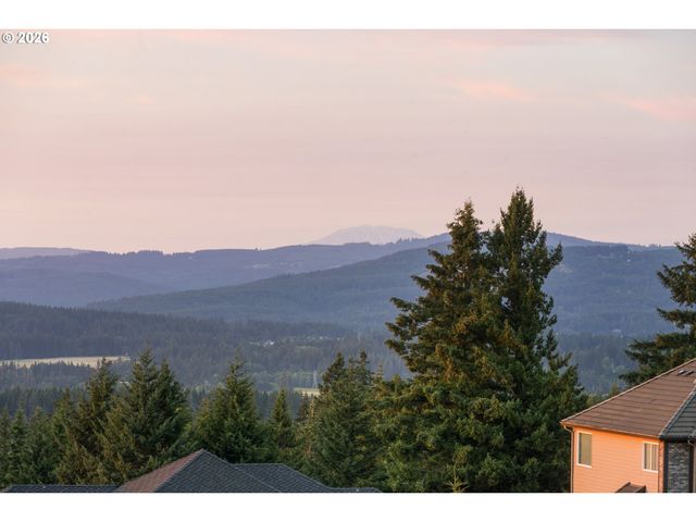 2210 Nw HOOD St, Camas, WA 98607