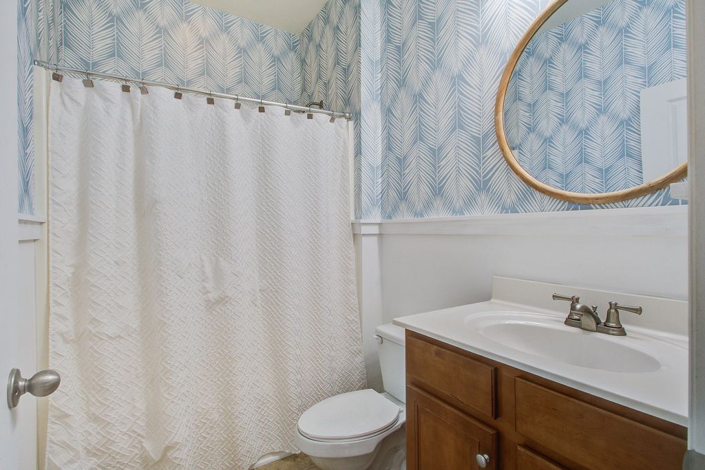 Image 22 of property listing at 1022 Bridlewood Farms Parkway, Ridgeville, SC 29472