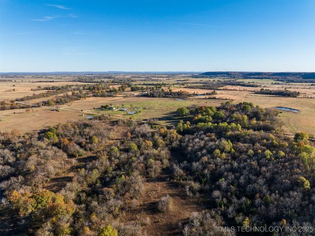 40 E 1020 Road, Warner, OK 74469