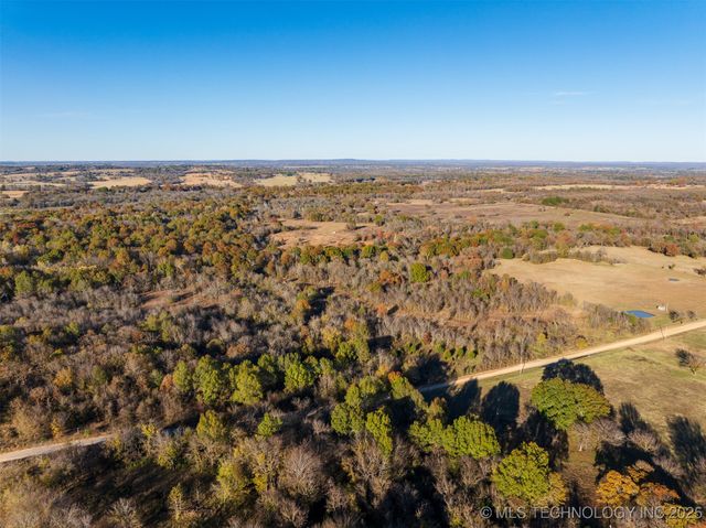 40 E 1020 Road, Warner, OK 74469