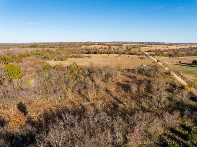 40 E 1020 Road, Warner, OK 74469