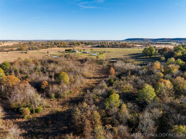 40 E 1020 Road, Warner, OK 74469