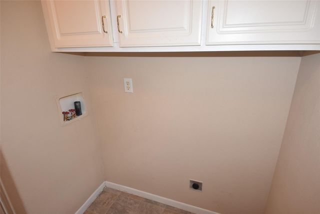 10015 Summerberry Lane, Tomball, TX 77375